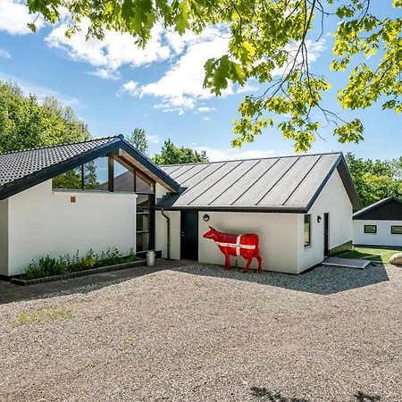 Lovely Home, Completely Renovated In 2025, In Quiet And Beautiful Surroundings * Sønder Felding