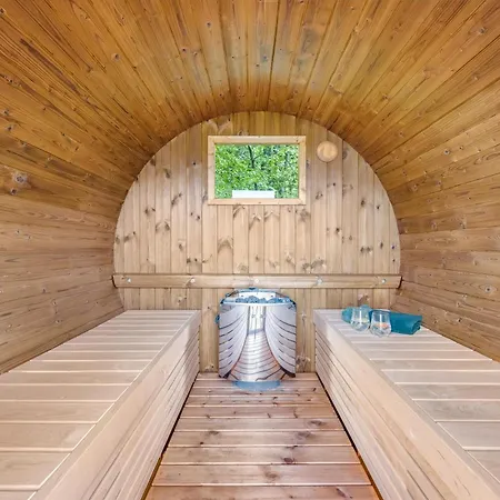 Vakantiehuis Lovely Home, Completely Renovated In 2025, In Quiet And Beautiful Surroundings
